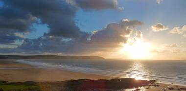Ocean Lookout - Luxury Woolacombe Beach Apartment with Sea Views