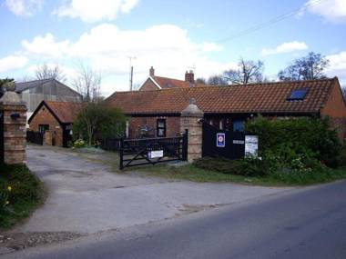 Low Farm Cottages