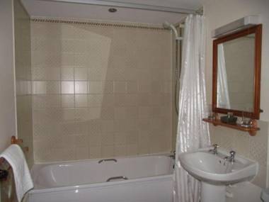 The Bird In Hand Inn Witney