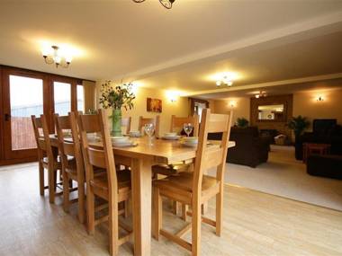 Tithe Barn Lyneham CHIPPING NORTON