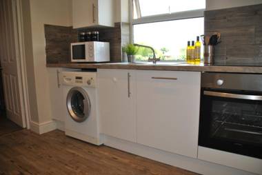 Accommodation Windsor Ltd - Lord Raglan House One Bedroom