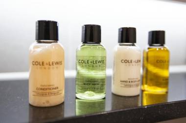 Urban Living's - The King Edward I Luxury Apartment in the Heart of Windsor