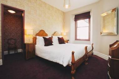 Rum Doodle Windermere B&B