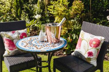 Wheatlands Lodge Guesthouse (Adults Only)