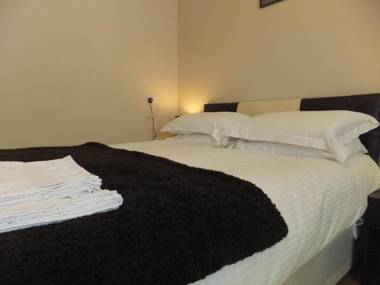 Roger Ground Guest House