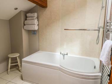 Barn Owl Cottage At Crook Hall Farm