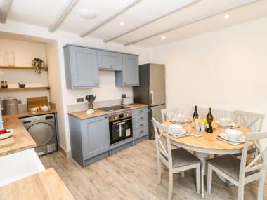 22A Taylors Cottages