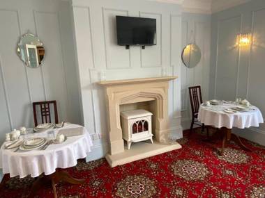 Norman Guest House with Free Parking