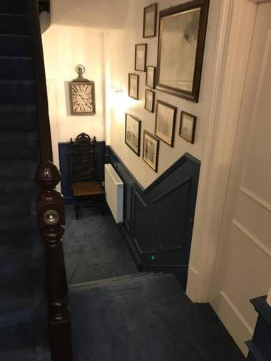 Norman Guest House with Free Parking