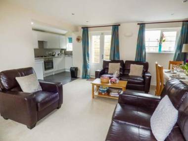 Oystercatcher Cottage