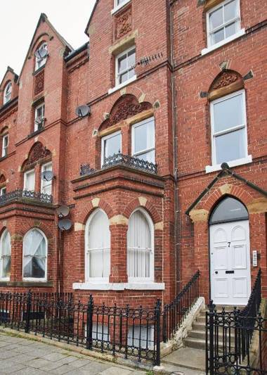 Host & Stay - The Courtyard Retreat Apartment