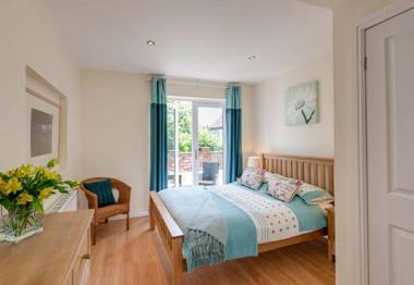 Fishermans Warehouse