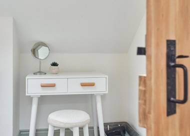 Host & Stay - Threadneedle Cottage