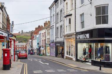 Host & Stay - Spyglass 1708