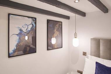 Host & Stay - Burns Yard Apartment