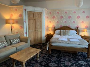 Khyber Mount Guest House