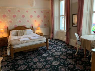 Khyber Mount Guest House