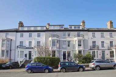 Host & Stay - Little Acorn Apartment