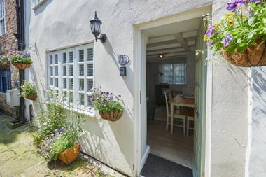 Host & Stay - Jet Cottage