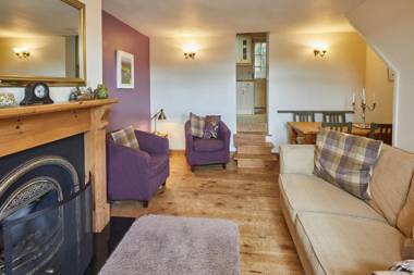Host & Stay - Esk View Cottage
