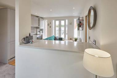 Host & Stay - The Birds Nest Apartment