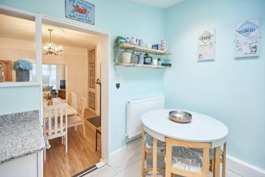 Host & Stay - The Gray Haven