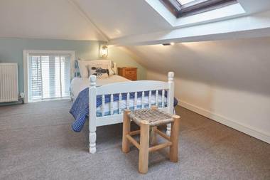 Host & Stay - Tenby Cottage