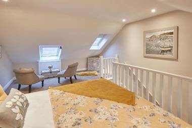 Host & Stay - Morse Cottage