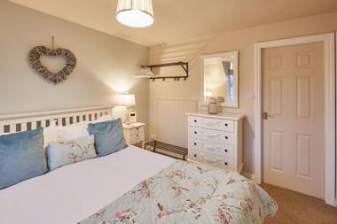 Host & Stay - Paradise Cottage