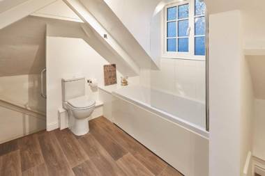 Host & Stay - Seashell Cottage