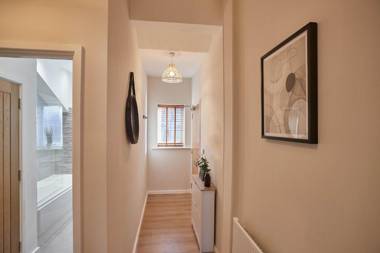 Host & Stay - Skyline Apartment