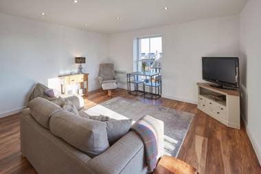 Host &amp; Stay - Abbey Court Apartment