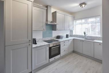 Host & Stay - Endeavour Apartments