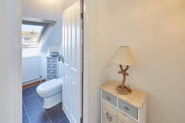 Host & Stay - Robins Den