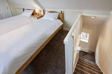 Host & Stay - Cobblers Cottage