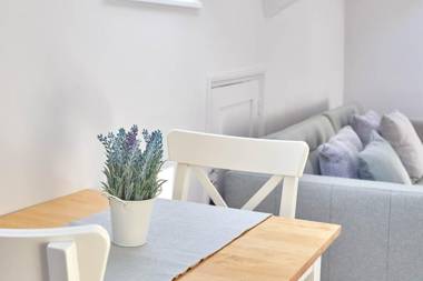 Host & Stay - Cooks Cabin