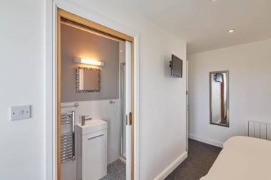 Host & Stay - Baye View