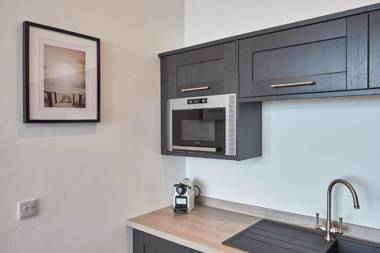 Host & Stay - Seaview Retreat