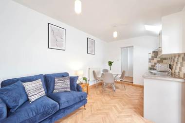 Host & Stay - Little Treasure