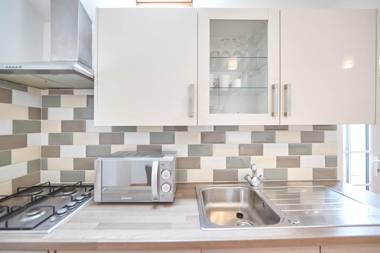 Host & Stay - Little Treasure