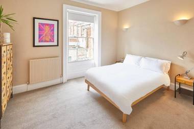 Host & Stay - Time Out