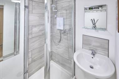 Host & Stay - Abbey Heights