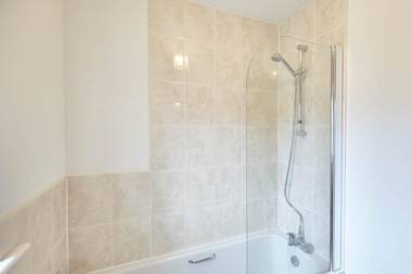 Host & Stay - Coach House Retreat