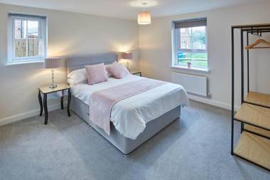 Host & Stay - Emmy's Escape