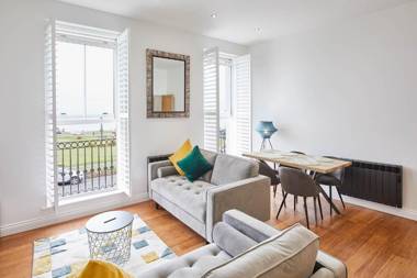 Host & Stay - The Connell