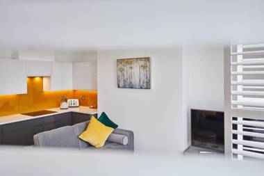 Host & Stay - The Connell