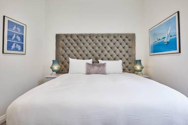 Host & Stay - The Connell