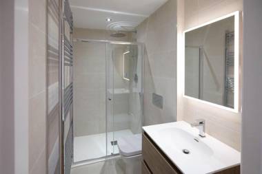 Host & Stay - The Royal Hideaway