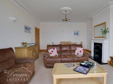 Beach View Apartment 3 WEYMOUTH