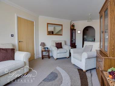 Bridge Apartment WEYMOUTH